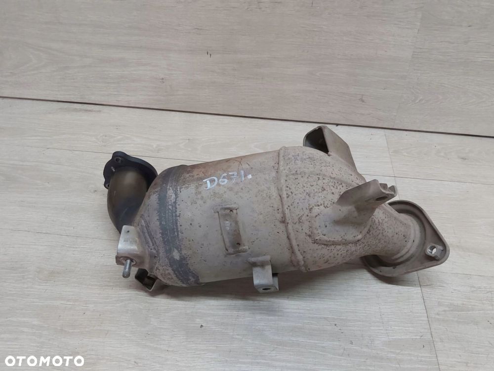 Toyota Rav4 III 06 - 12 r katalizator 2,2 d4d 26100 - 2