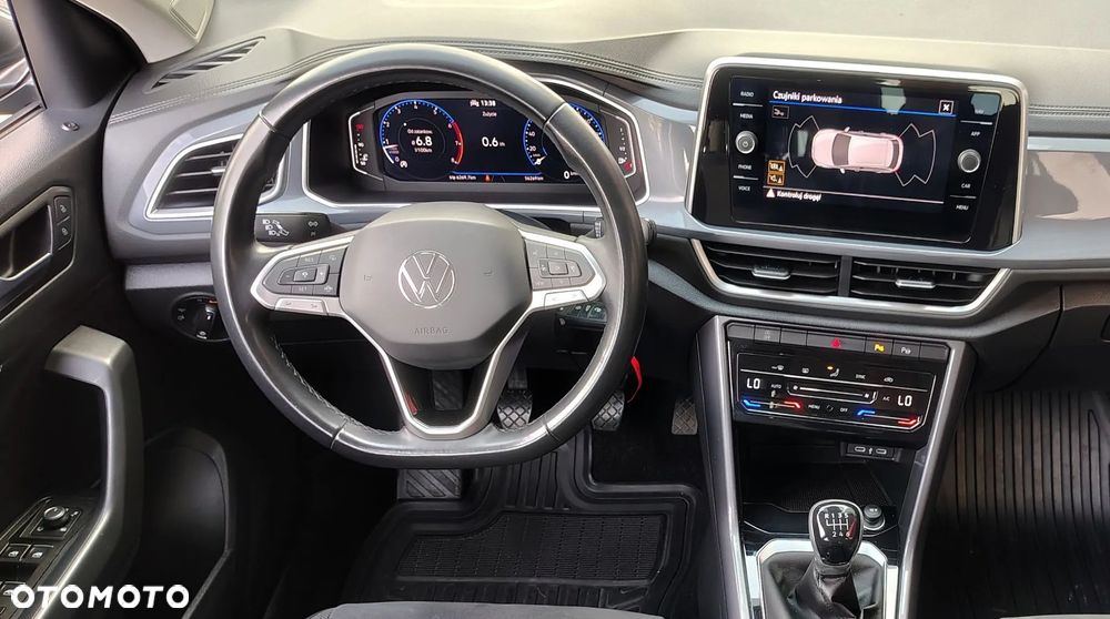Volkswagen T-Roc 1.5 TSI Style - 25