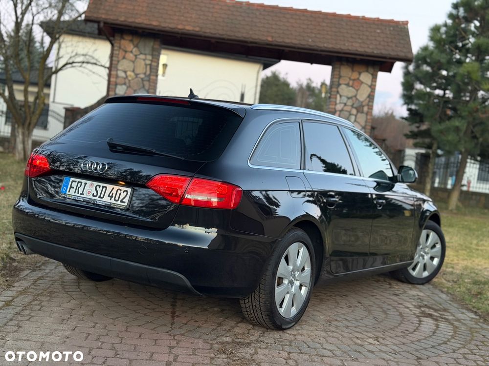 Audi A4 Avant - 17