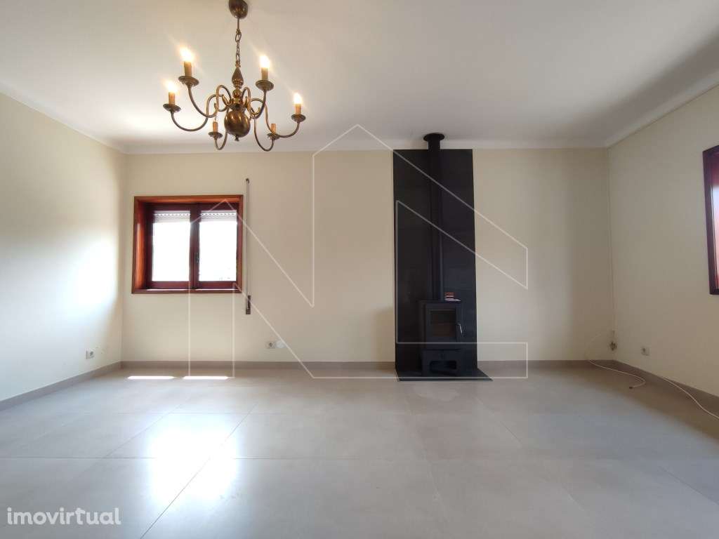 MORADIA T3 - VALONGO DO VOUGA - Grande imagem: 3/8