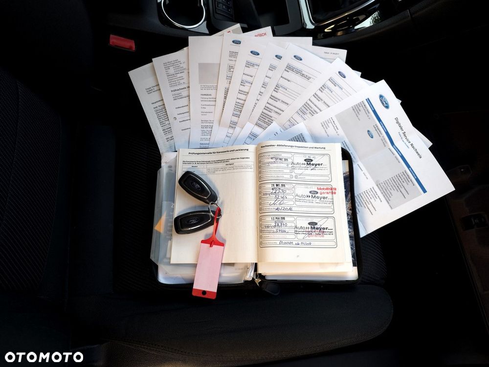 Ford S-Max - 34