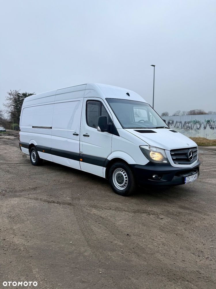 Mercedes-Benz Sprinter - 3