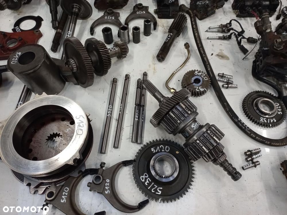 Case IH Maxxum 5120,5130,5140,5140 skrzynia biegów 1341054C6,most carraro 709/S2,silnik 4T-390,podnośnik,hydraulika,kosz,pompa 119084A1,cewka,zawór,atak,przystawka,łożysko,119625A2,119411A3,600798,1971474C3,221441A1,1986867C1, - 8