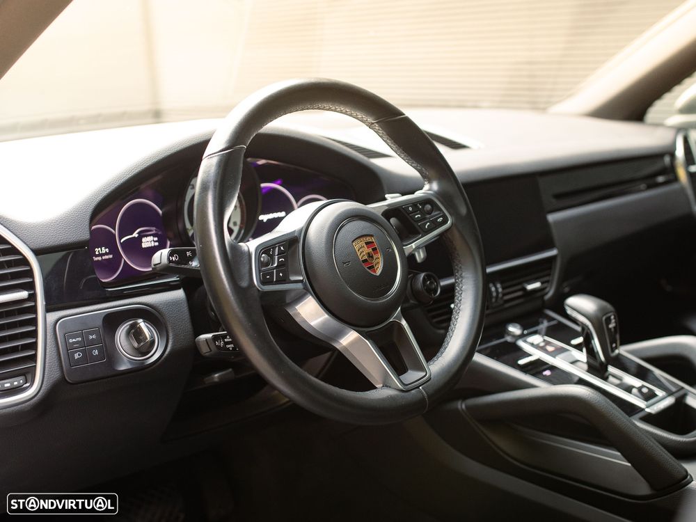 Porsche Cayenne Coupé E-Hybrid - 28