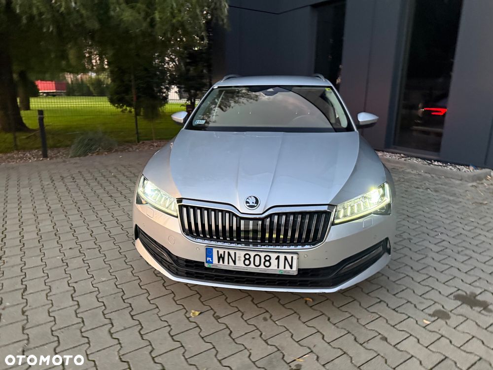 Skoda Superb 2.0 TDI SCR Ambition - 6