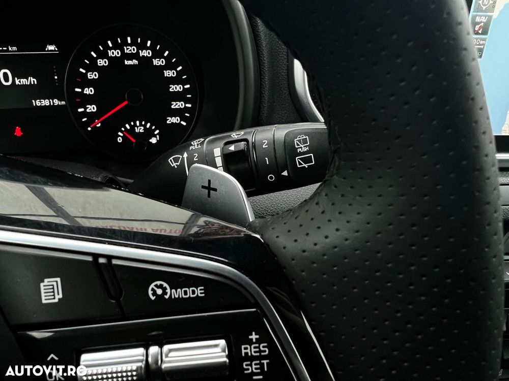 Kia Sportage 2.0 DSL 8AT HP 4x4 GT Line - 23