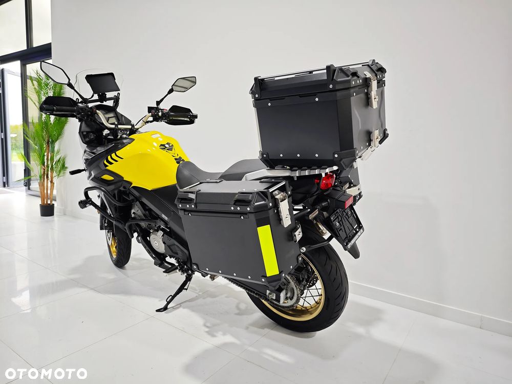 Suzuki V-STROM - 15
