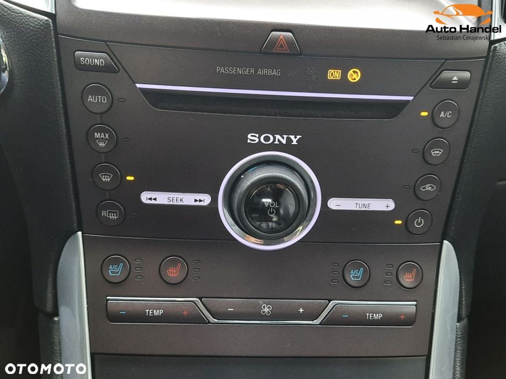 Ford Edge - 30
