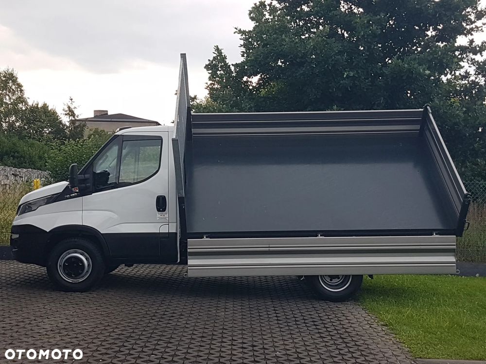 Iveco 70C18 WYWROTKA 3 STRONNA KIPER 3,60x2,2 BLIŹNIAKI 7 TON KLIMA HAK MANUAL 6-BIEGÓW - 12