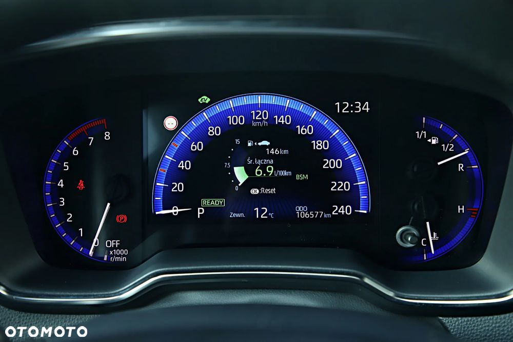 Toyota Corolla 2.0 Hybrid Executive - 21