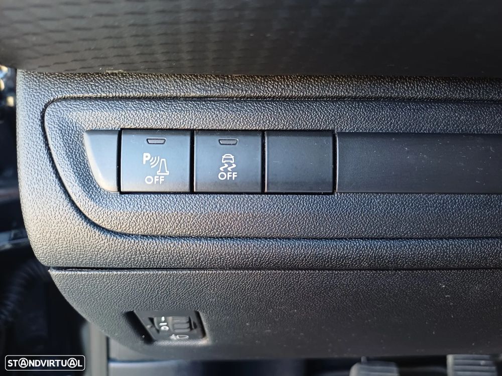 Peugeot 208 1.6 BlueHDi Style - 20