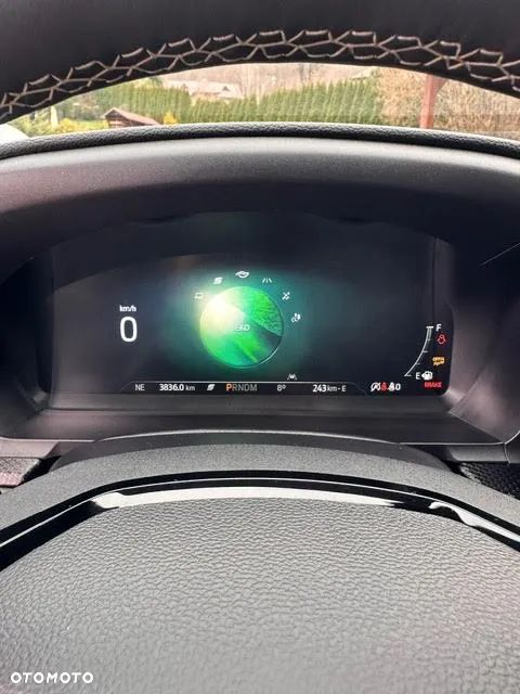 Ford Explorer ver-ecoboost-plug--in-hybrid-st--line - 25