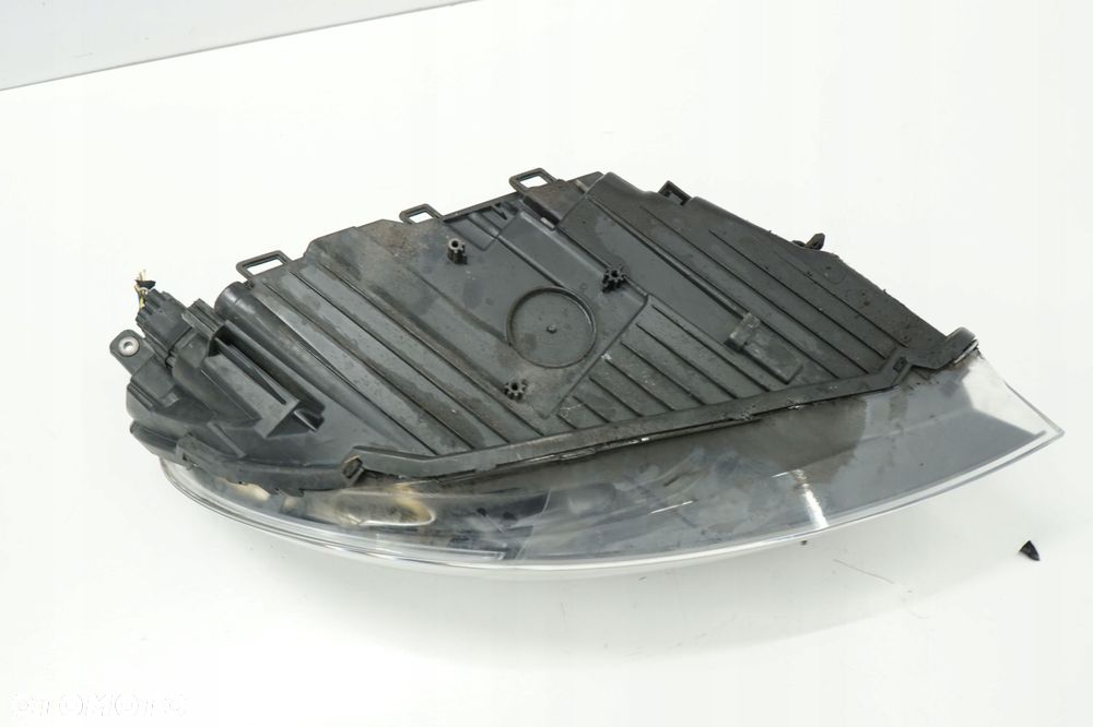 VOLVO V40 II 14R LAMPA LEWY PRZÓD PRZEDNIA ANGLIK UK 31420005 - 6