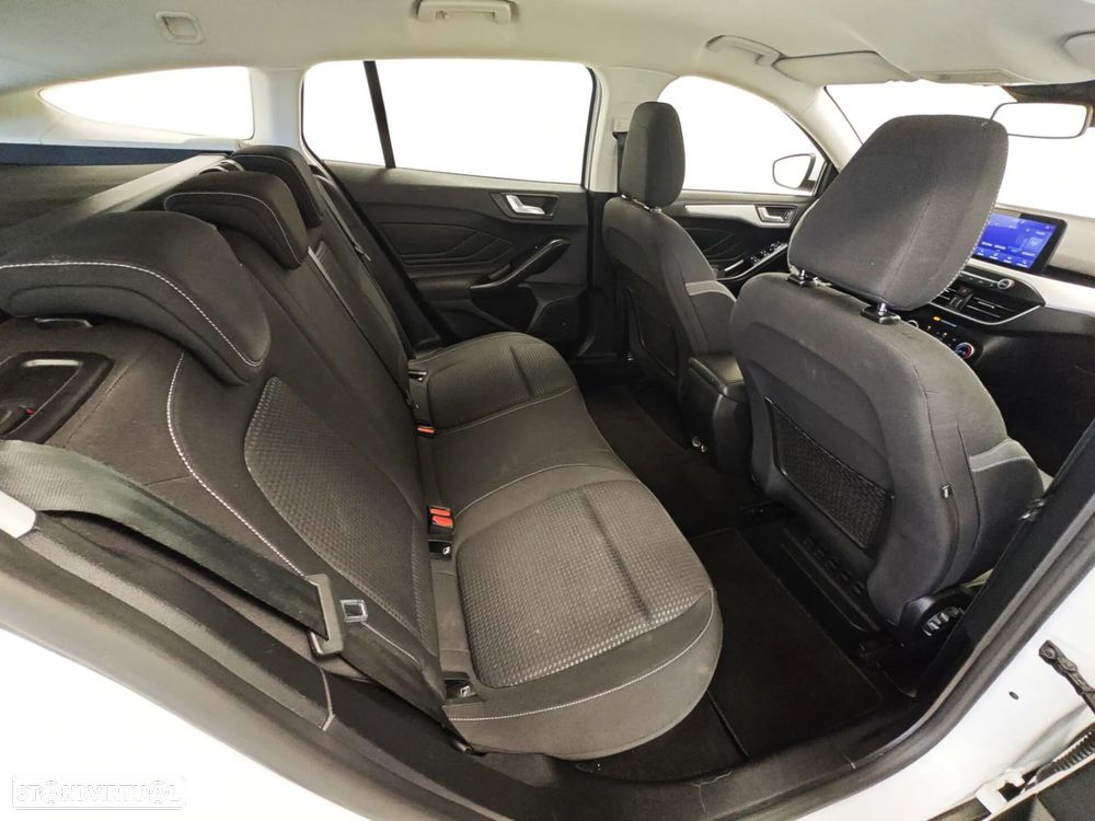 Ford Focus SW 1.0 EcoBoost MHEV Connected - 47