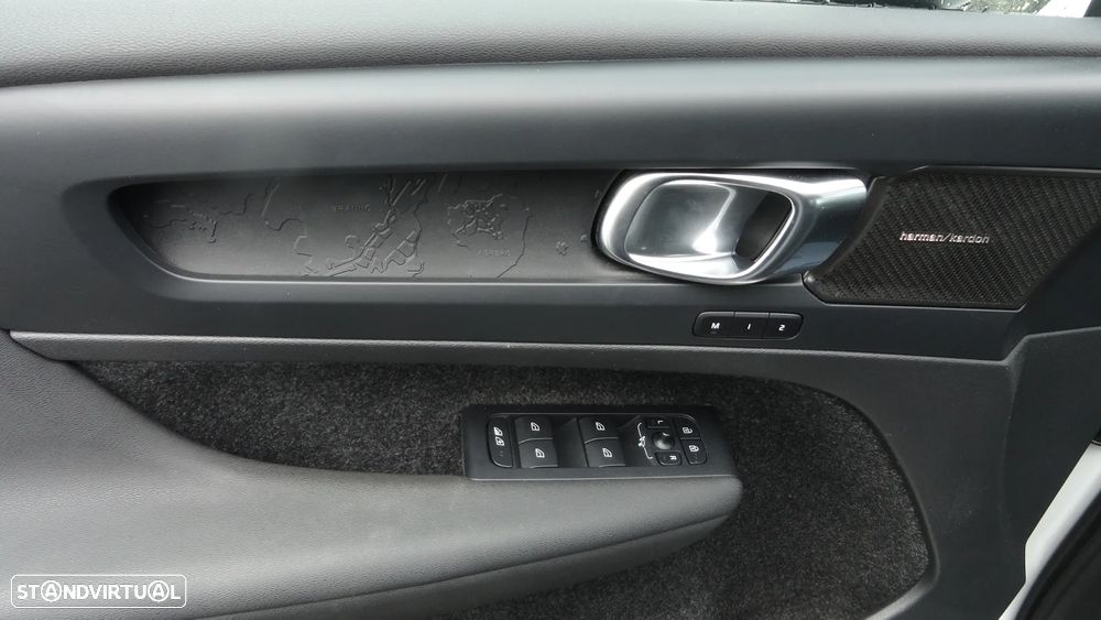 Volvo XC 40 Recharge Plus - 7