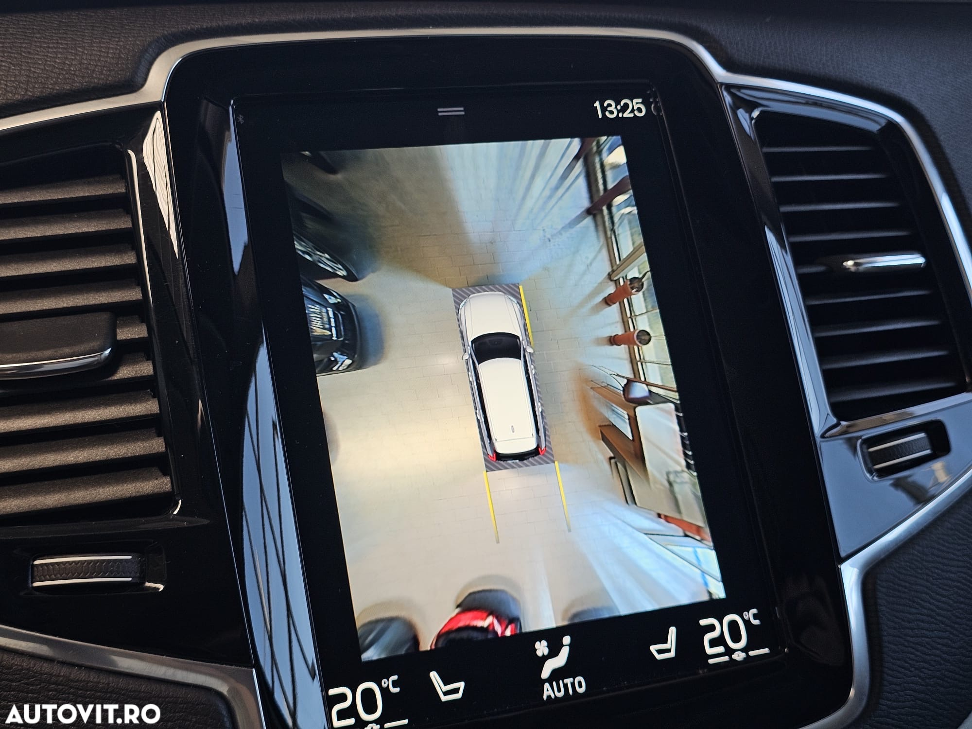 Volvo XC 90 T8 AWD Recharge Geartronic Inscription Expression - 37