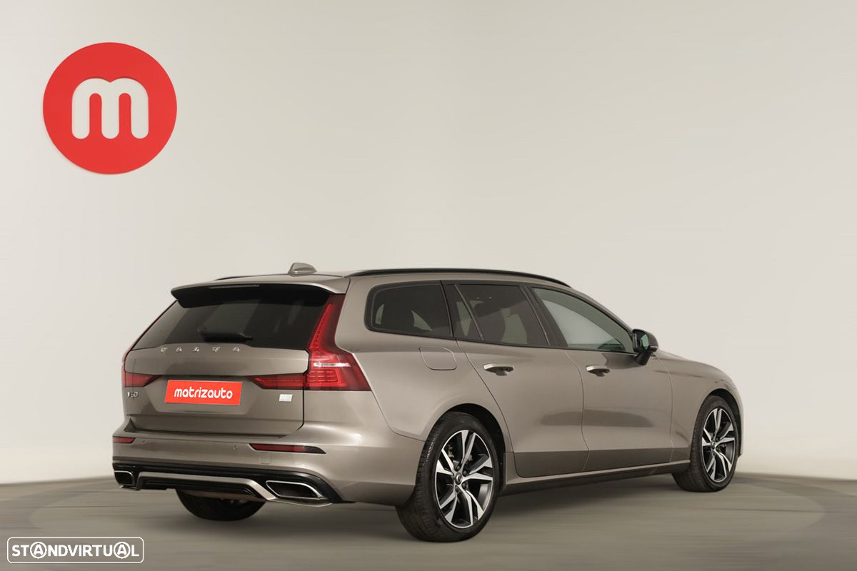Volvo V60 2.0 T6 AWD TE R-Design - 4