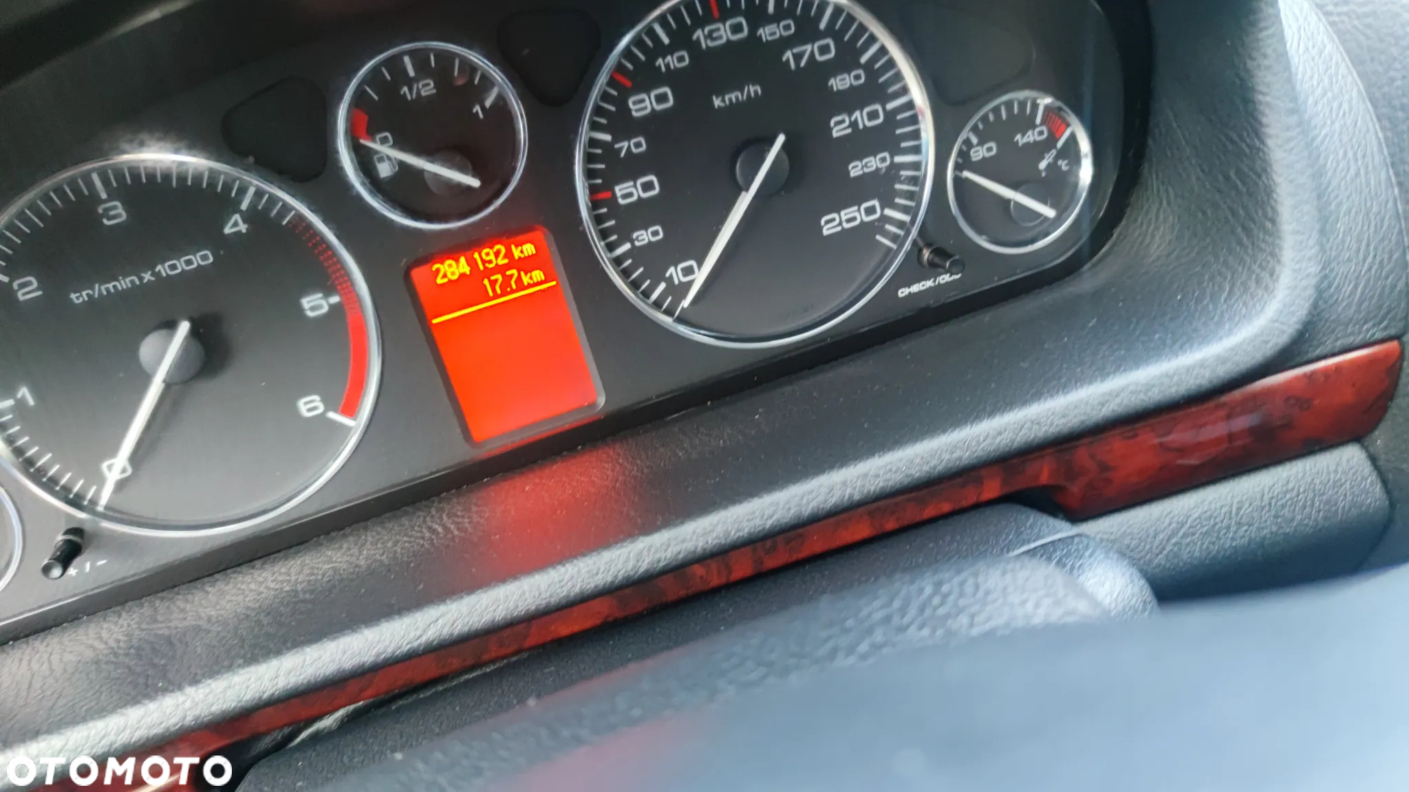 Peugeot 407 2.7 HDI V6 Sport - 13