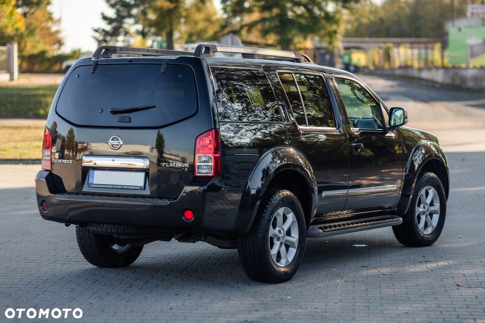 Nissan Pathfinder 2.5 DCi Platinum - 11