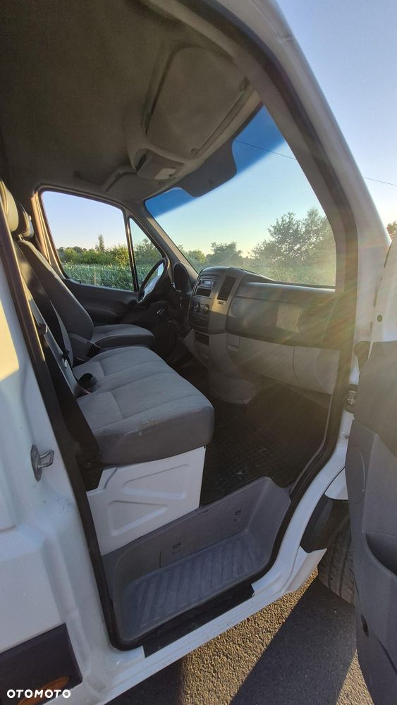 Volkswagen Crafter - 13