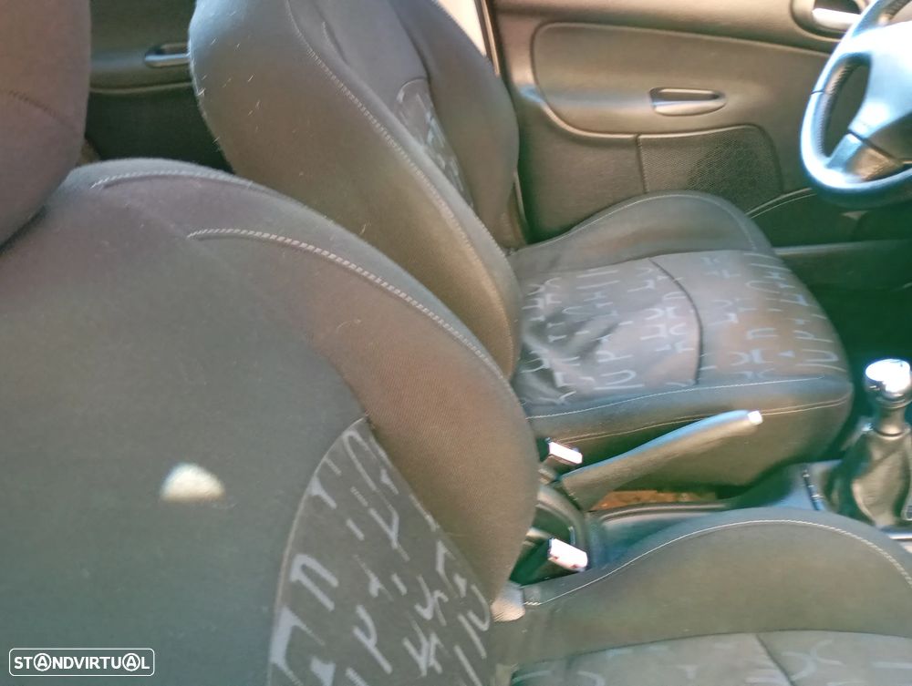 Peugeot 206 1.1 Black & Silver - 8