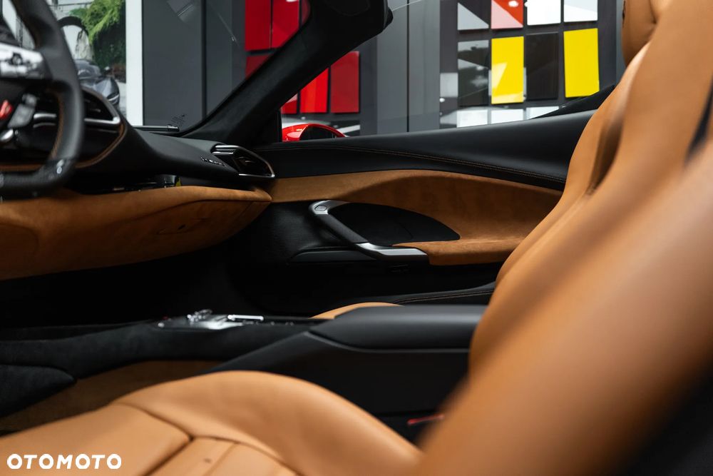 Ferrari 296 GTS - 31