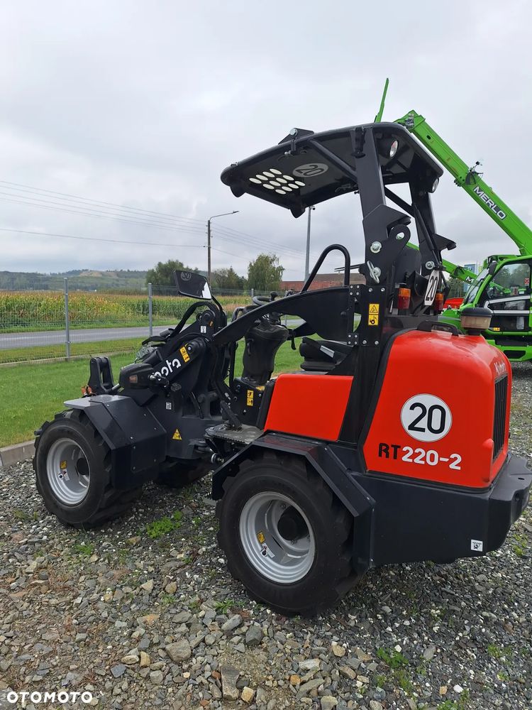 Kubota RT220 - 5