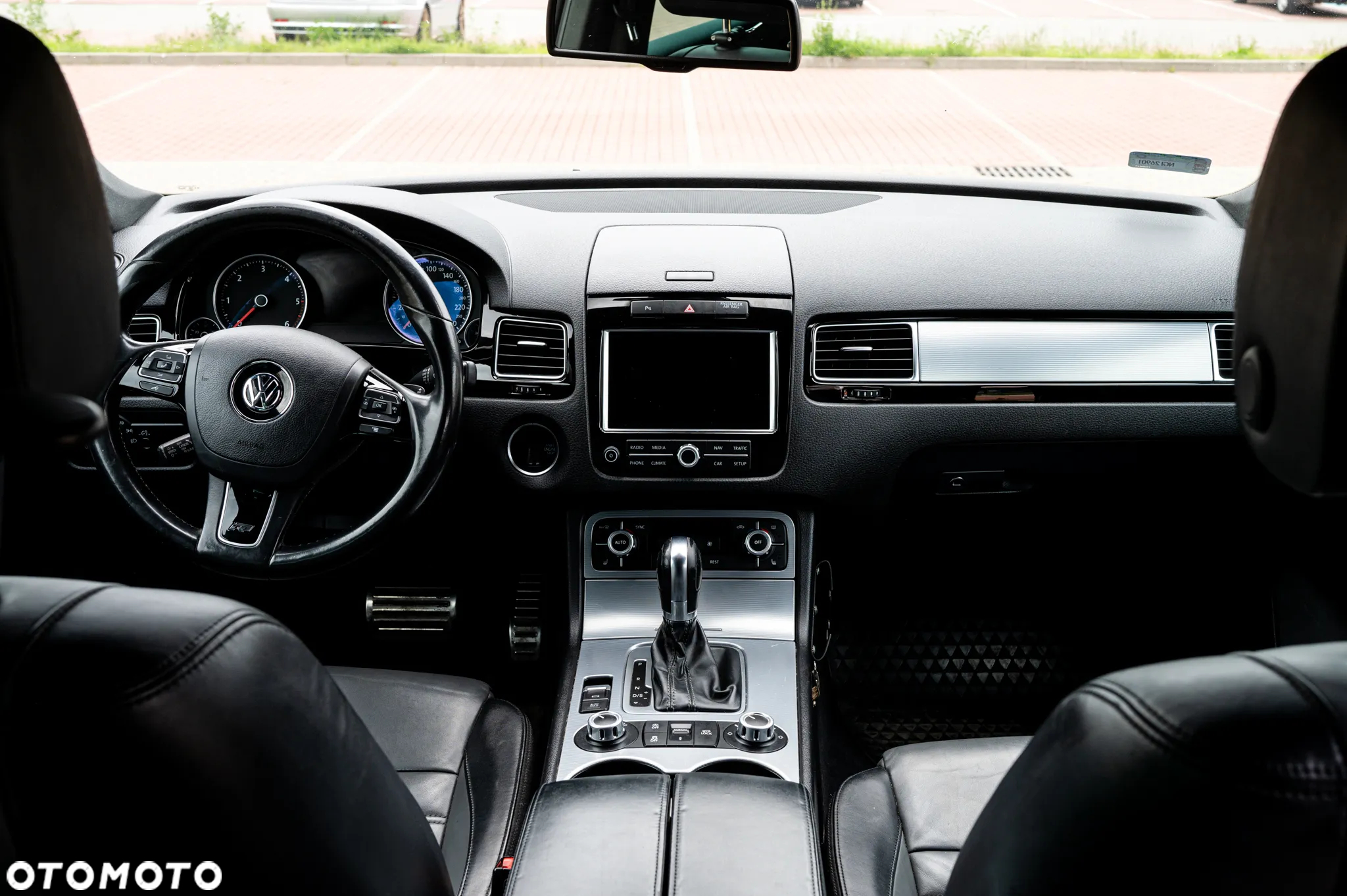 Volkswagen Touareg 3.0 V6 TDI BMT R-Style - 9