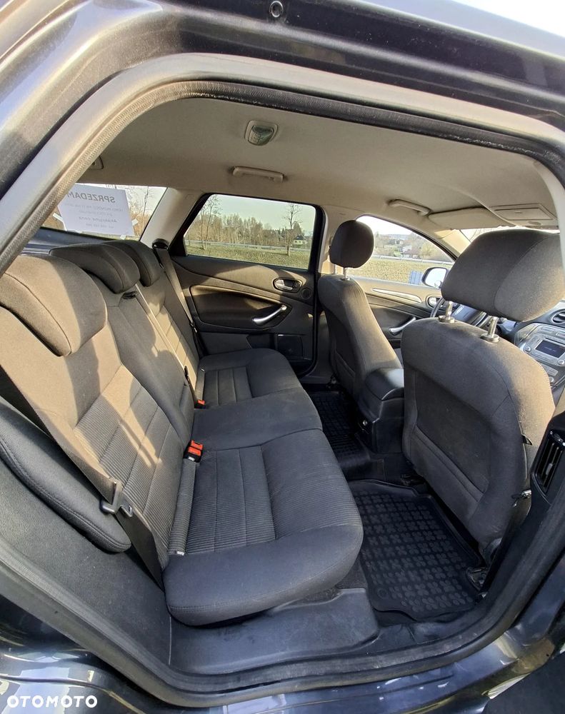 Ford Mondeo 2.0 TDCi Titanium - 12