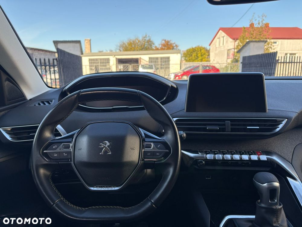Peugeot 3008 - 19