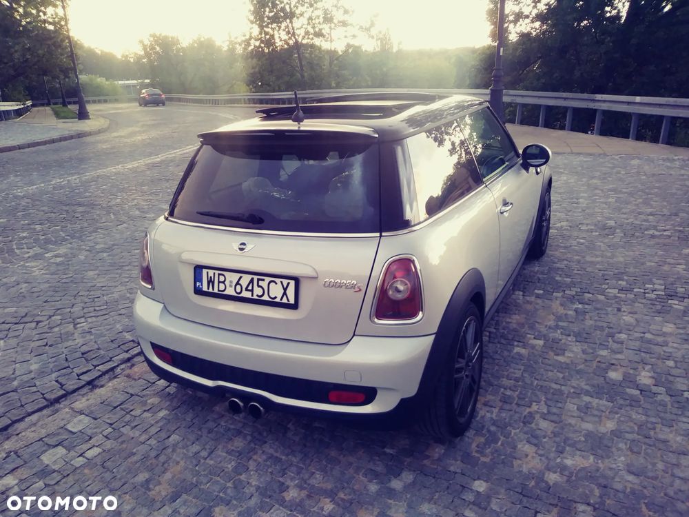 MINI Cooper S 50 Camden - 12