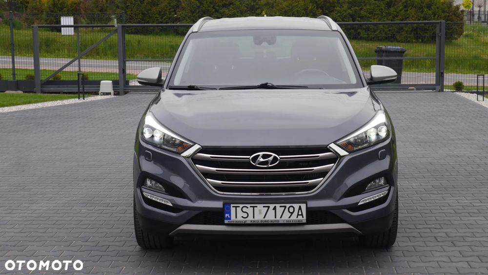 Hyundai Tucson 1.7 CRDI BlueDrive GO 2WD - 9
