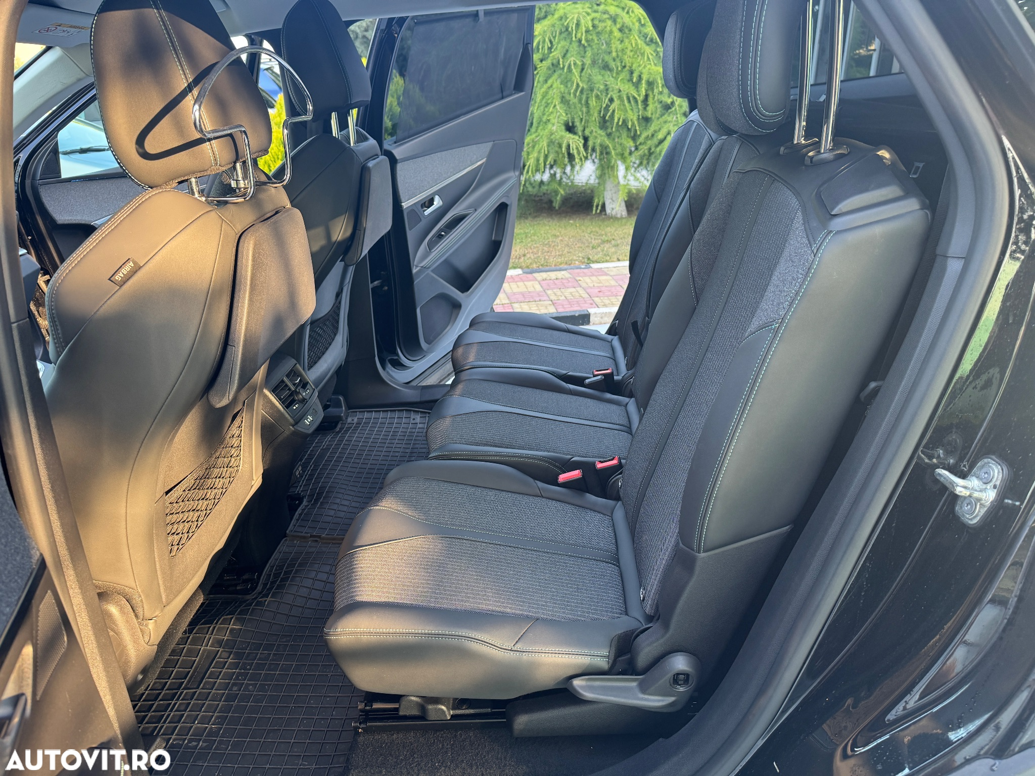 Peugeot 5008 1.2L 136 e-DCS6 MHEV Allure Pack - 6
