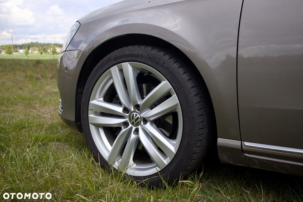 Volkswagen Passat Variant 2.0 TDI DSG BlueMotion Technology Exclusive - 10