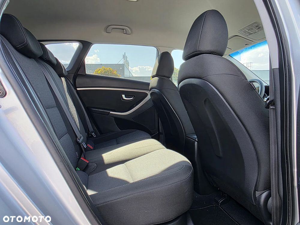 Hyundai i30 1.6 GDI Classic - 8