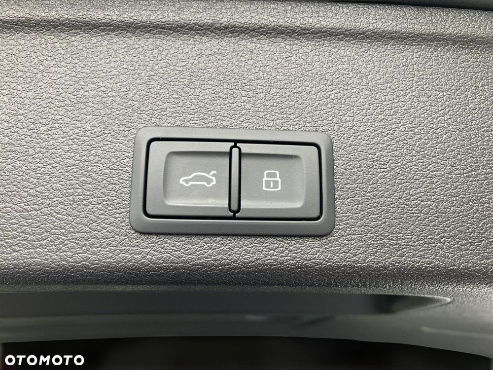 Audi A4 Avant - 16