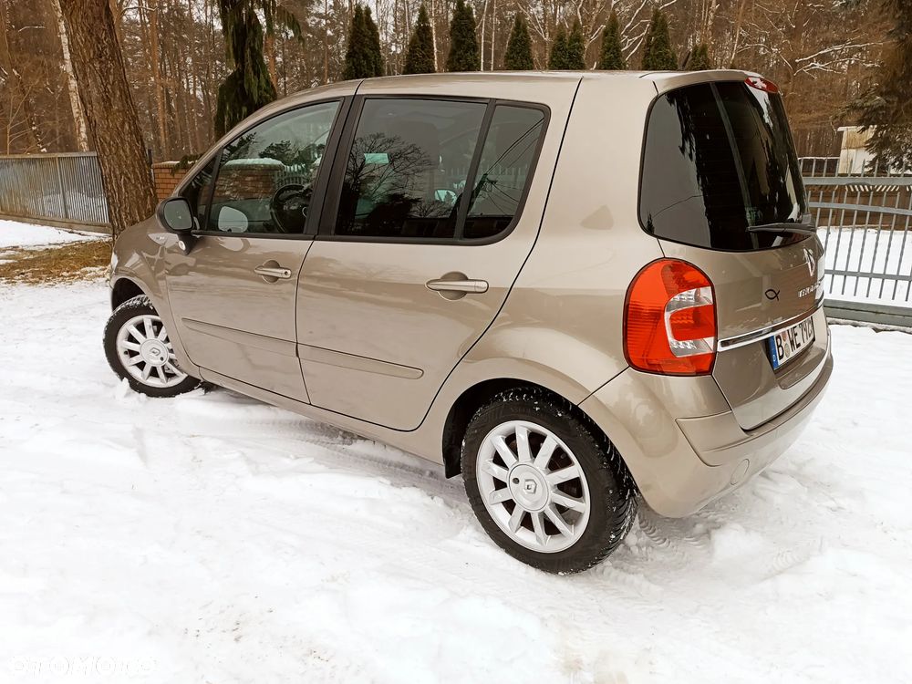 Renault Modus Grand 1.2 16V Night and Day - 4