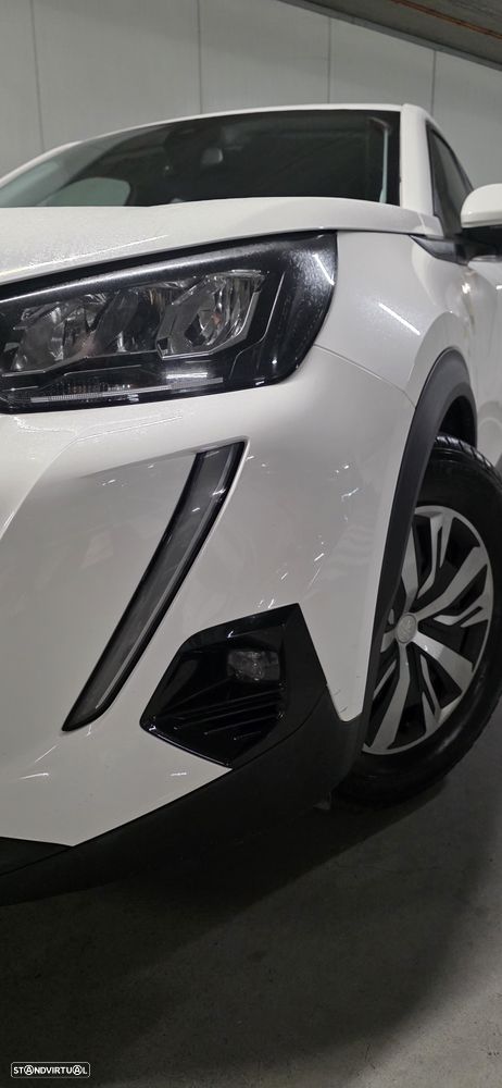 Peugeot 2008 1.2 PureTech Active Pack - 4