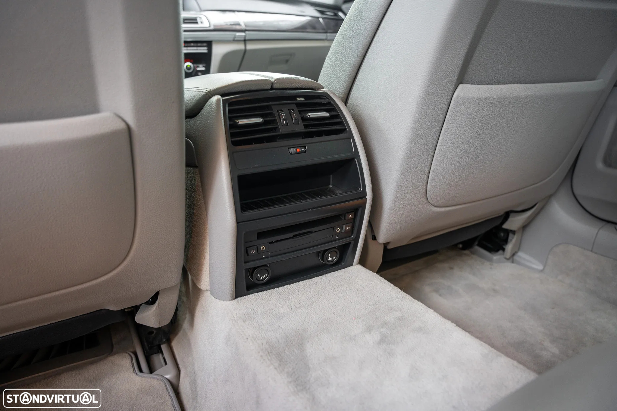 BMW 750 Li - 18