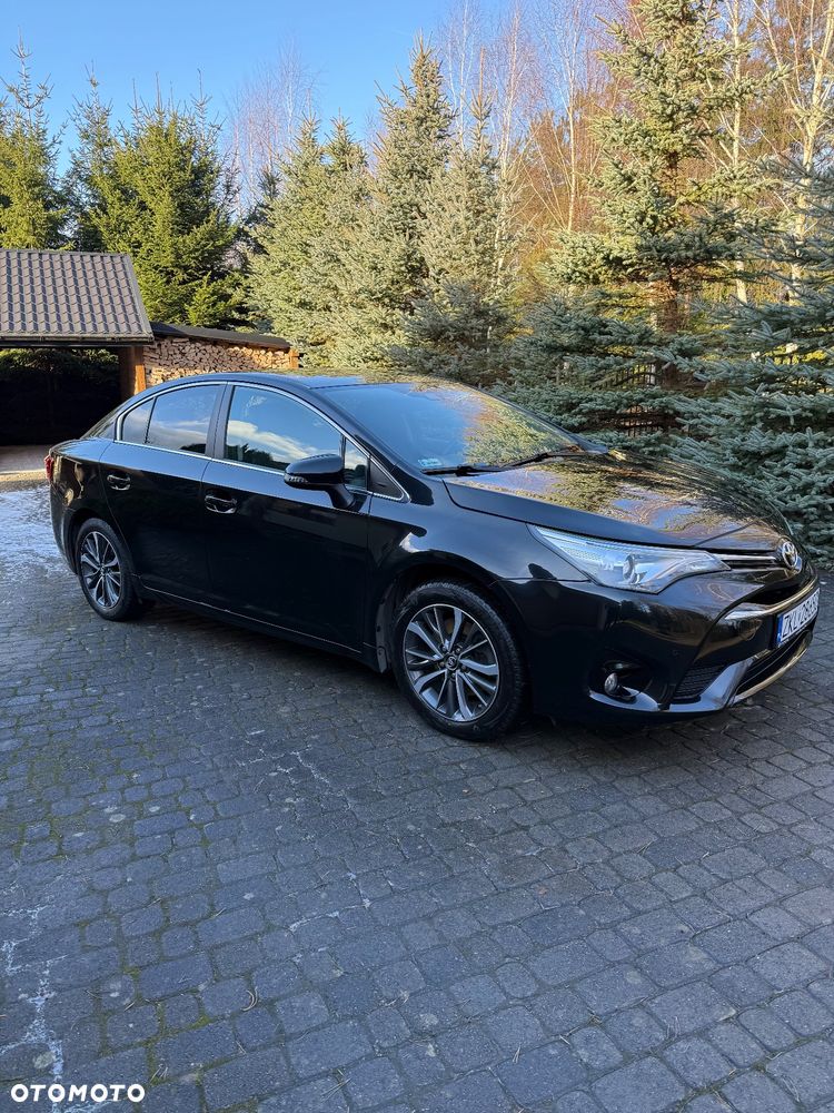 Toyota Avensis 2.0 D-4D Premium - 5