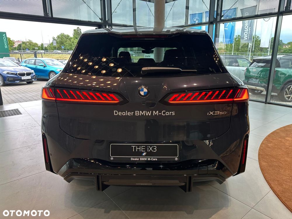BMW iX3 - 6
