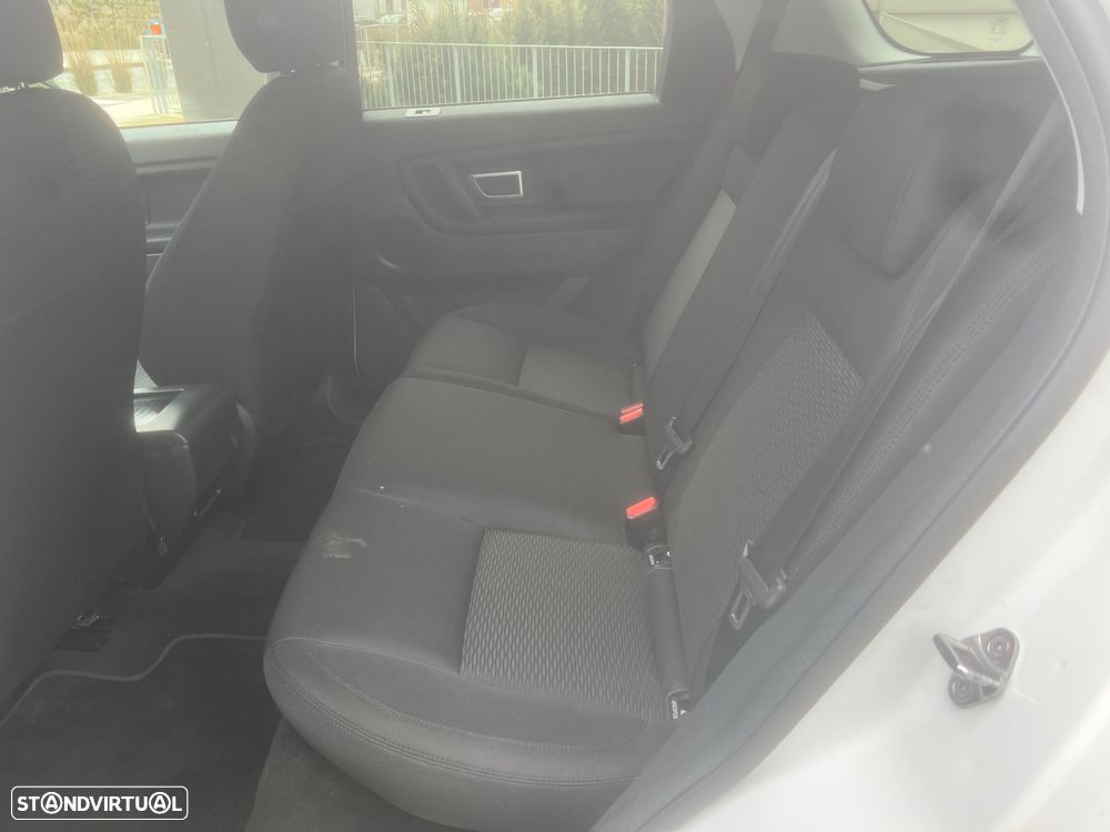 Land Rover Discovery Sport 2.0 eD4 - 5