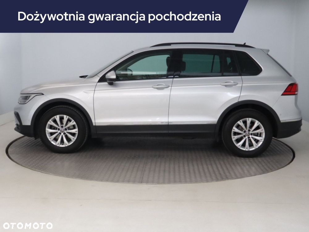 Volkswagen Tiguan - 4