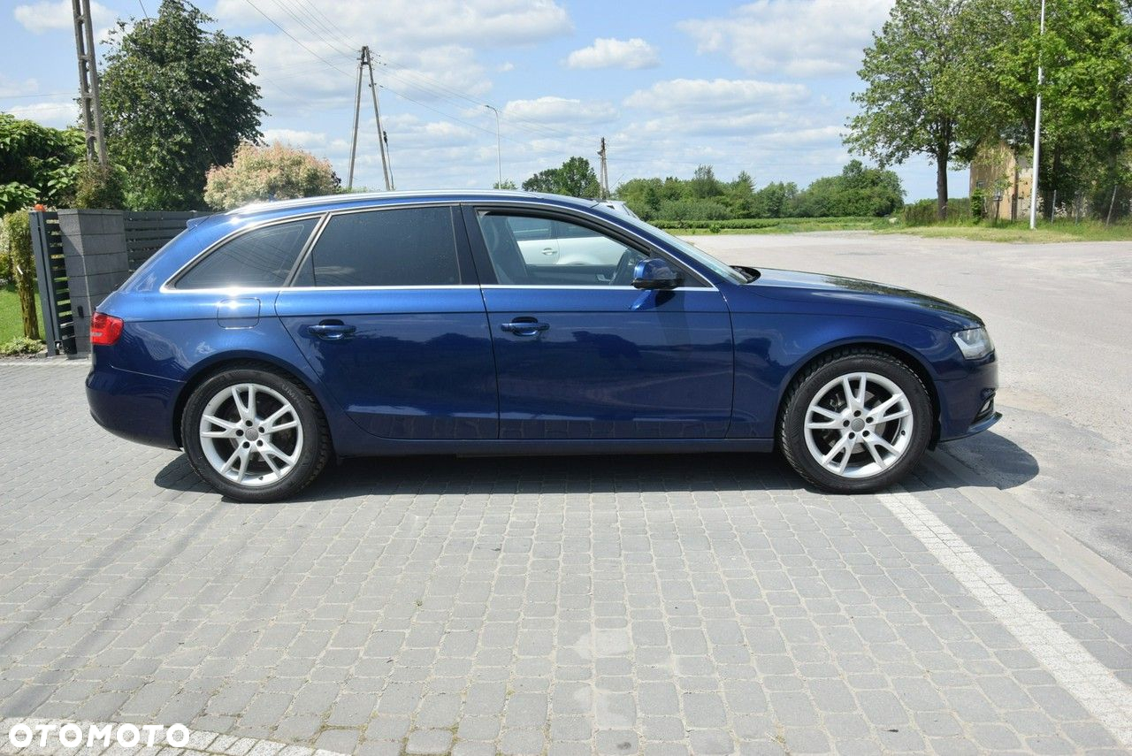 Audi A4 Avant 2.0 TDI DPF Attraction - 9