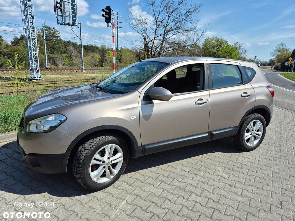 Nissan Qashqai - 1
