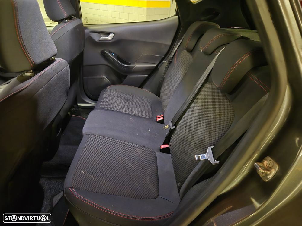 Ford Fiesta 1.0 EcoBoost ST-Line - 28