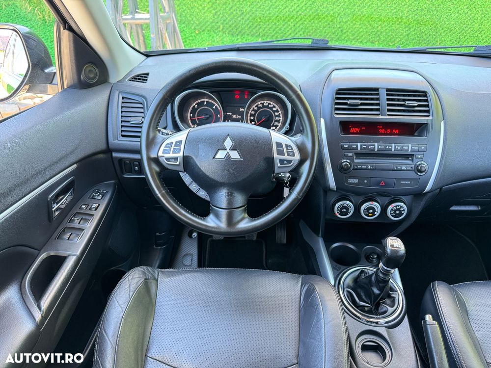 Mitsubishi ASX 1.8 DID 2WD Intense A15 - 11