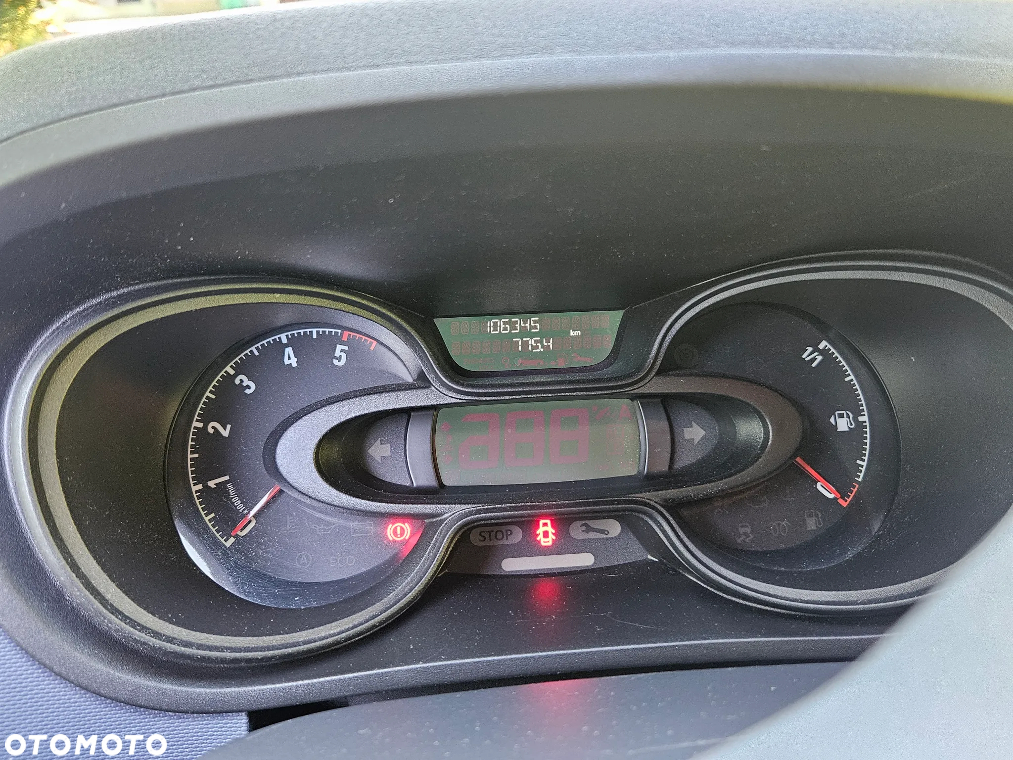 Opel Vivaro - 8