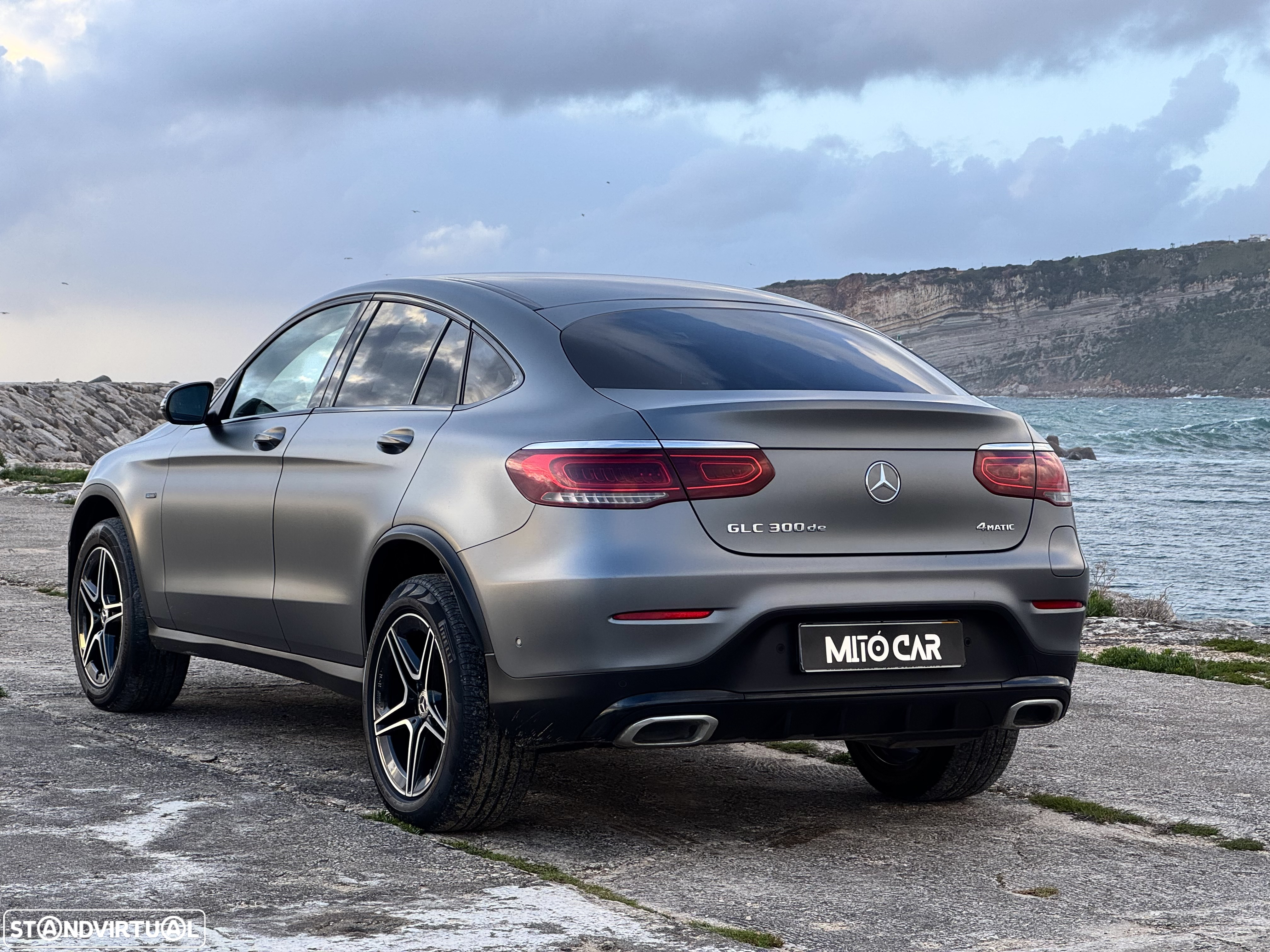 Mercedes-Benz GLC 300 Coupe de 4Matic - 4