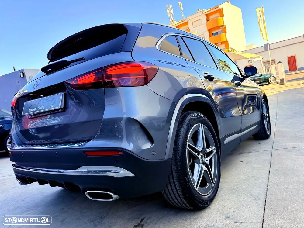 Mercedes-Benz GLA 200 AMG Line - 45